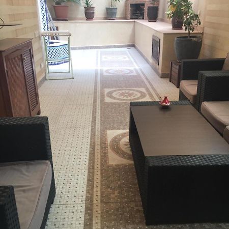 Stylish Gueliz Apartment With Beautiful Terrace Marrakesh Exterior photo