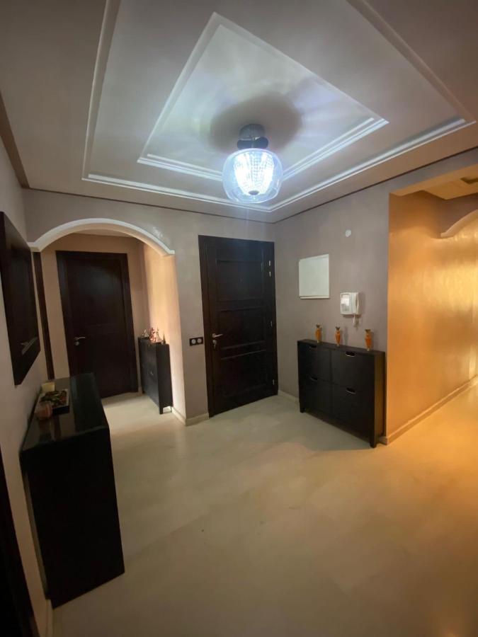 Stylish Gueliz Apartment With Beautiful Terrace Marrakesh Exterior photo